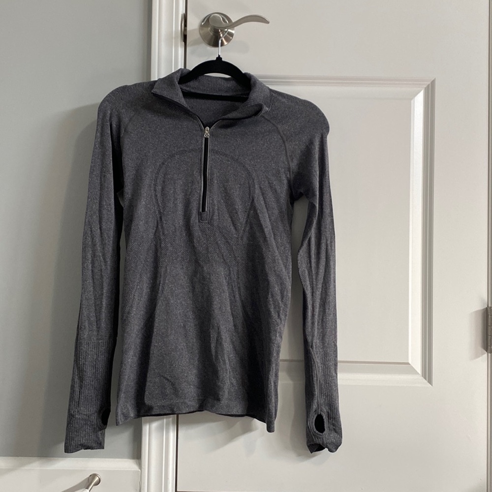 Swiftly Tech Long Sleeve Quarterzip 6 Gray